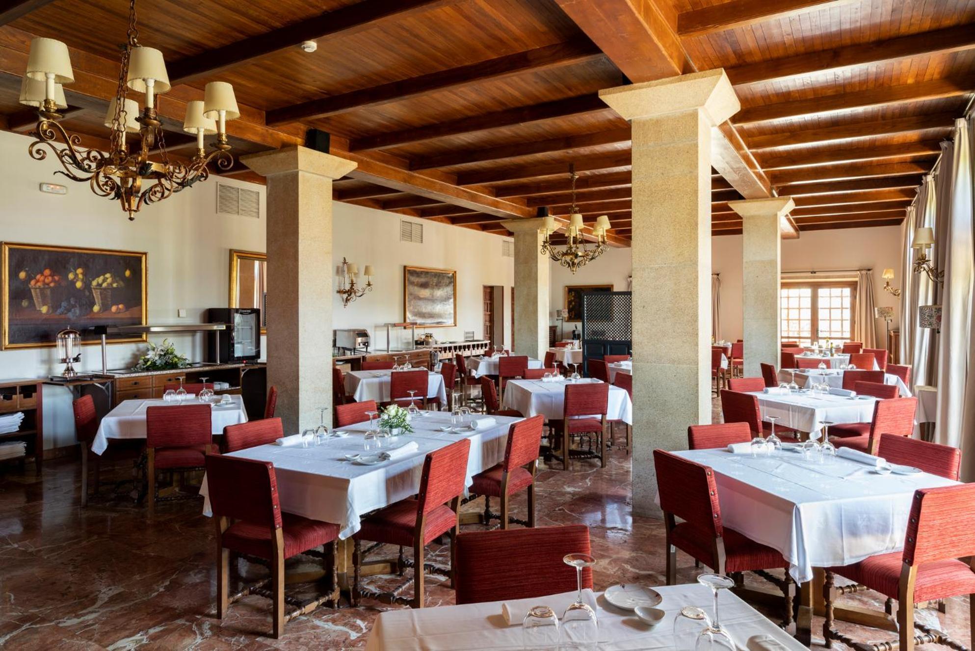 Parador De Verin Monterrei Buitenkant foto