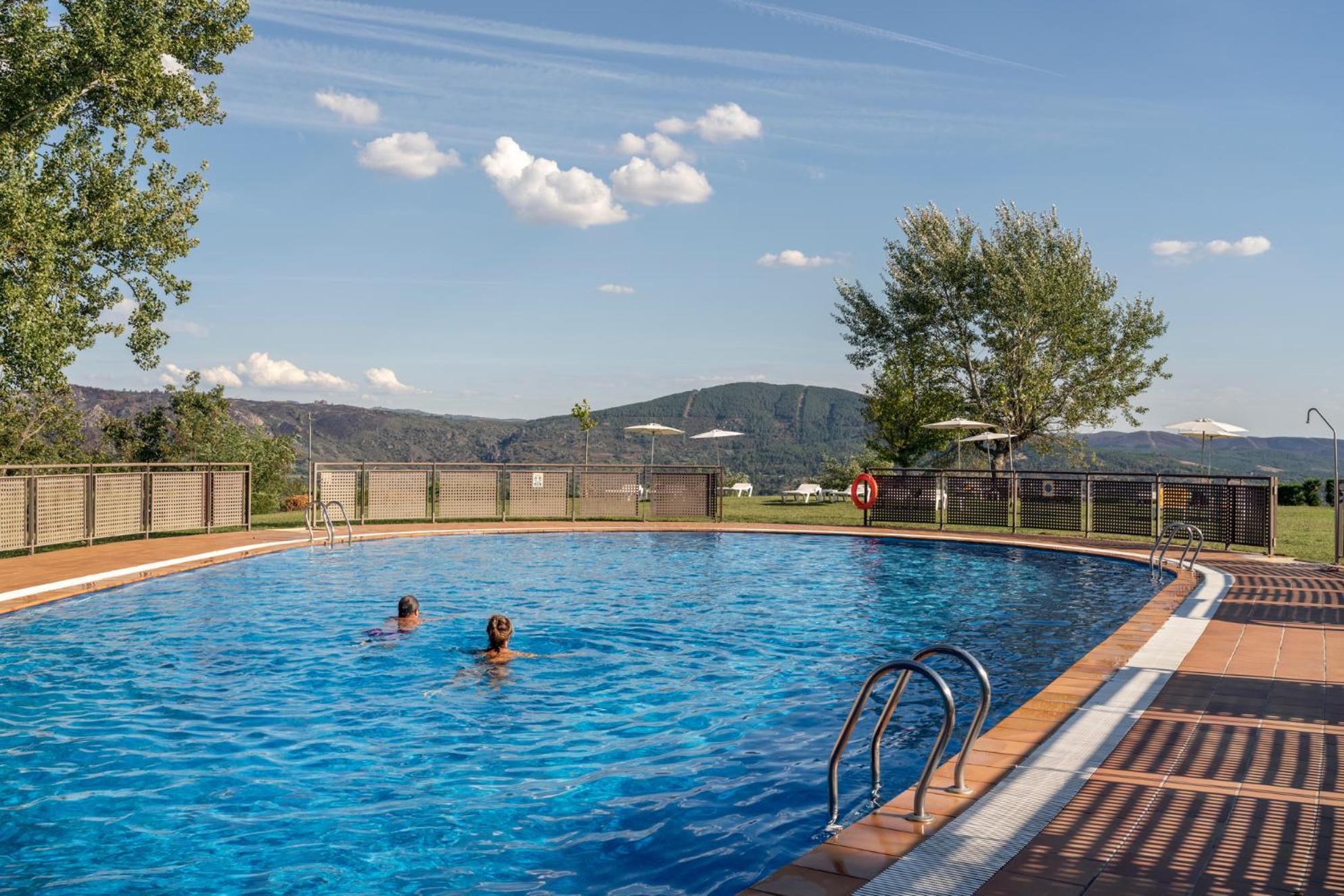Parador De Verin Monterrei Buitenkant foto
