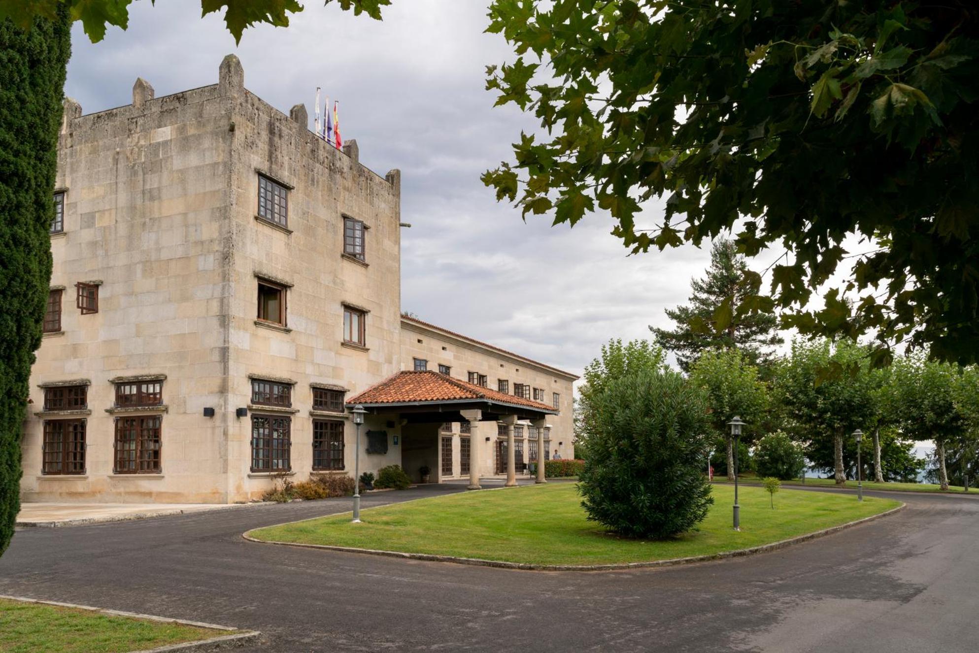 Parador De Verin Monterrei Buitenkant foto