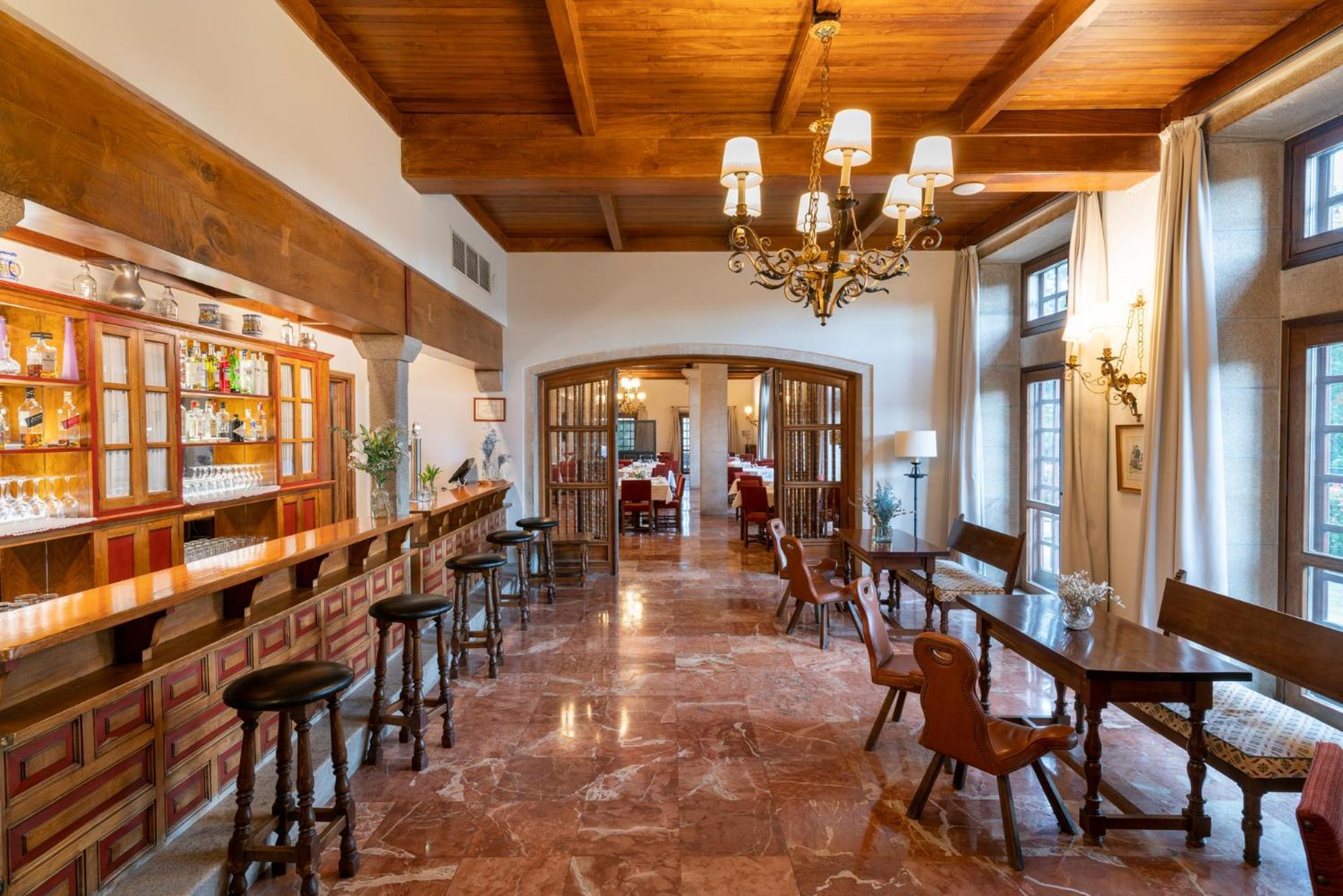 Parador De Verin Monterrei Buitenkant foto
