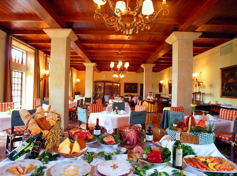 Parador De Verin Monterrei Buitenkant foto